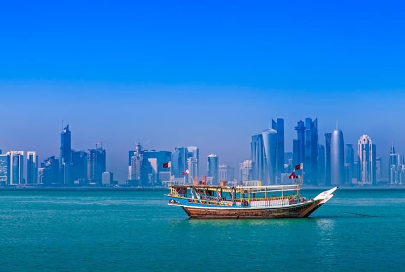 قطر تستقبل 2.6 مليون زائر دولي خلال النصف الأول من 2025.. و71% إشغال الفنادق