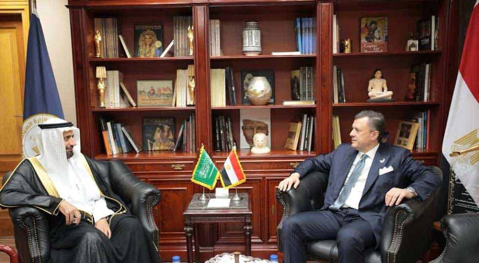 وزير السياحة يستقبل وزير الحج والعمرة السعودي.. تشكيل لجنة عليا تنسيقية من الجانبين (تفاصيل)