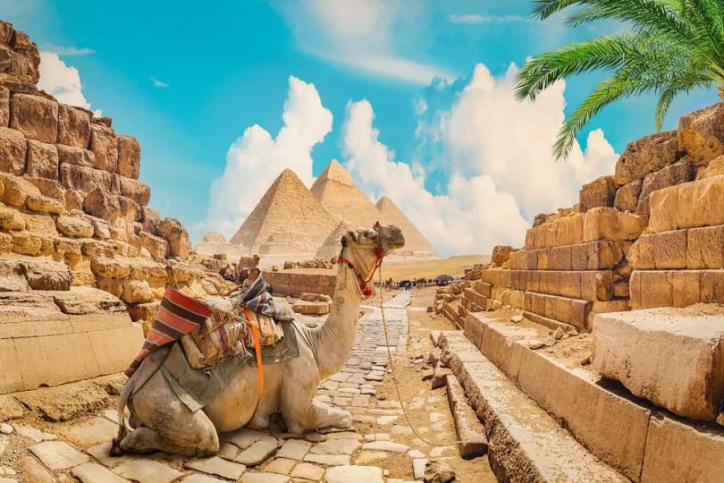 "معلومات الوزراء" يبحث اتجاهات السياحة للتعامل مع تحديات الاقتصاد العالمي في 2023 و2024