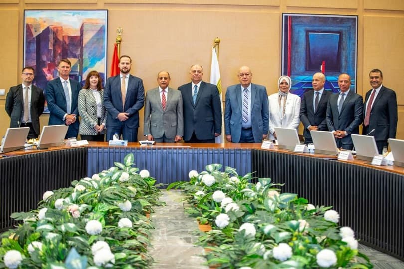 الطيران: توقيع مذكرتي تفاهم مع تحالف "بانجيام" و"أيكوم" الأمريكي لتطوير مطار القاهرة