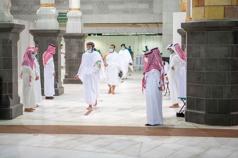بالصور.. الفوج الثالث يصل إلى المسجد الحرام لأداء مناسك العمرة صباح اليوم الأحد
