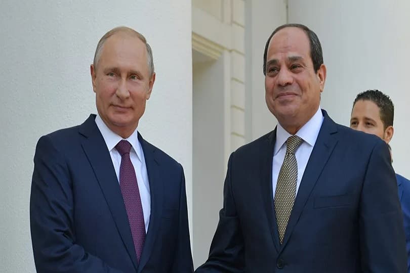 مصر ترحب بقرار روسيا رفع الحظر عن تسيير رحلات الطيران إلى المنتجعات المصرية