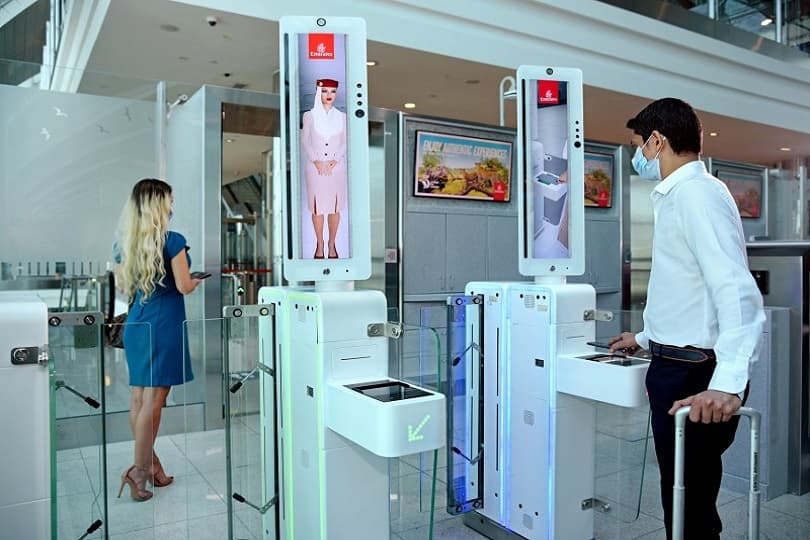 طيران الإمارات تطلق أول مسار بيومتري للمسافرين في مطار دبي لإنهاء إجراءات السفر دون تلامس