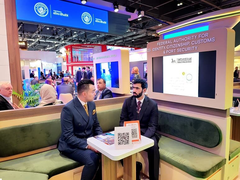 الإمارات تستعرض خدمات الإقامة الذهبية وتأشيرة السياحة في معرض WTM 2023 السياحي في لندن