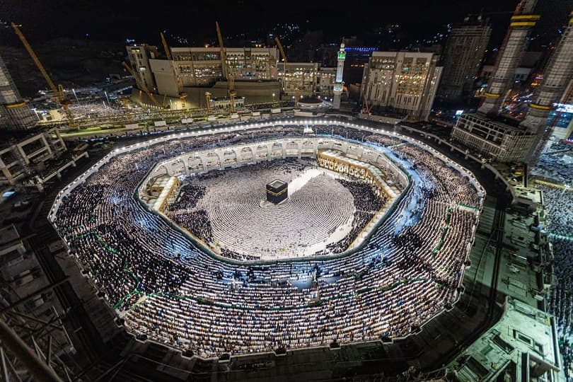 باسل السيسي: أسعار رحلات العمرة في رمضان لموسم 1445هـ تبدأ من 50 ألف جنيه