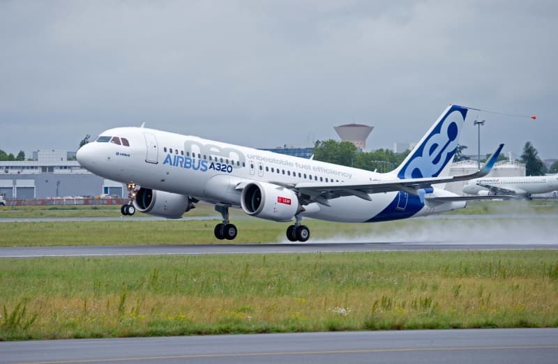 مصر للطيران تسير خطا جديدا بين القاهرة ودبلن عاصمة أيرلندا بطائرتها إيرباص A320Neo